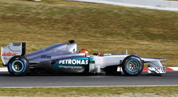 Nyerhet-e futamot id�n a Mercedes AMG?