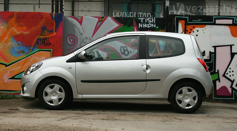 Megkésett Twingo repeta