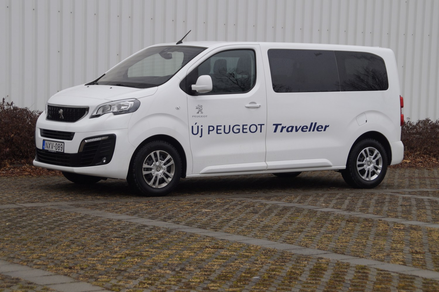 Ennyi pénzért csak ilyen busz jár?