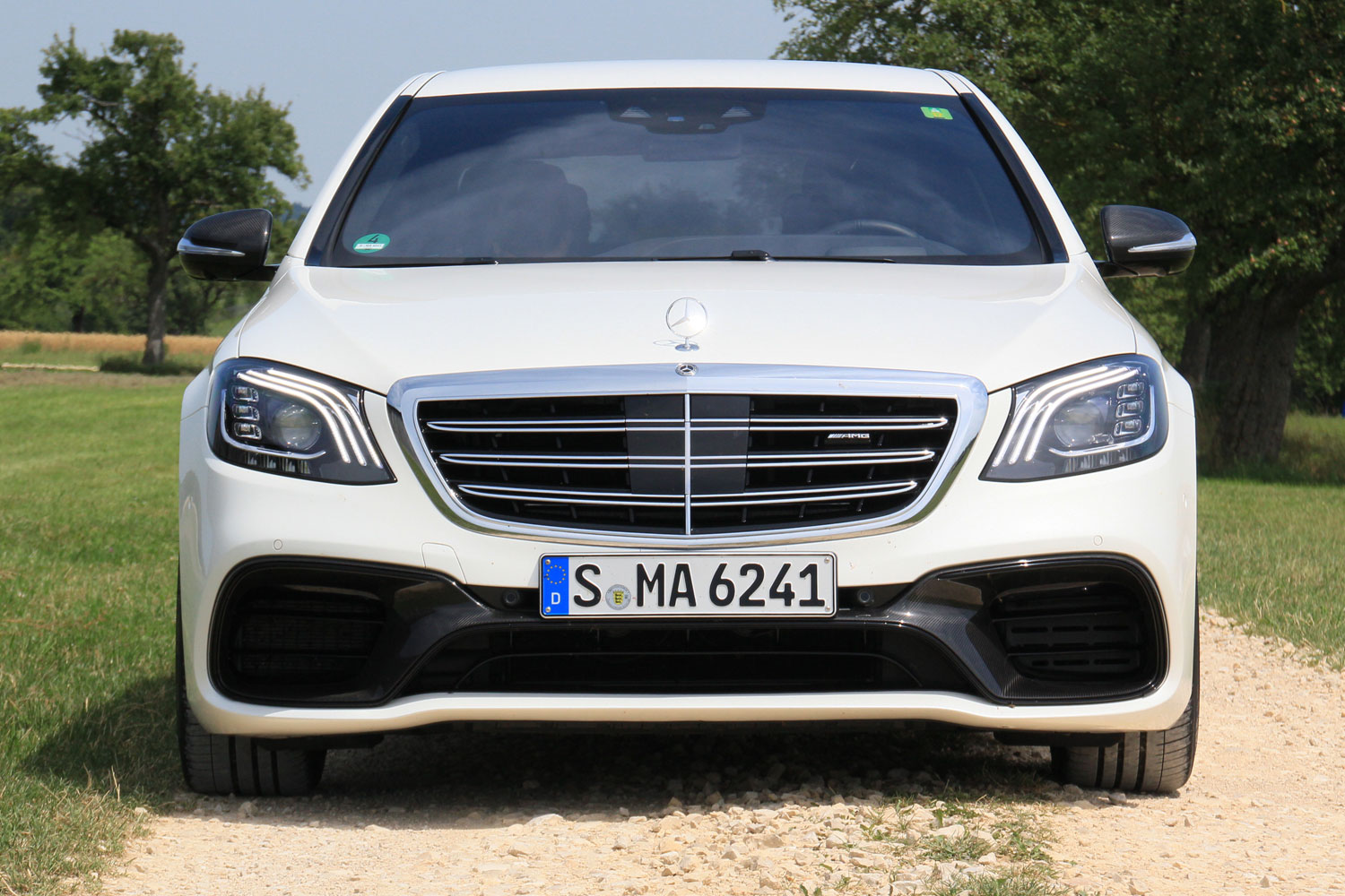 Új Mercedes S-osztály: gyönyör a négyzeten