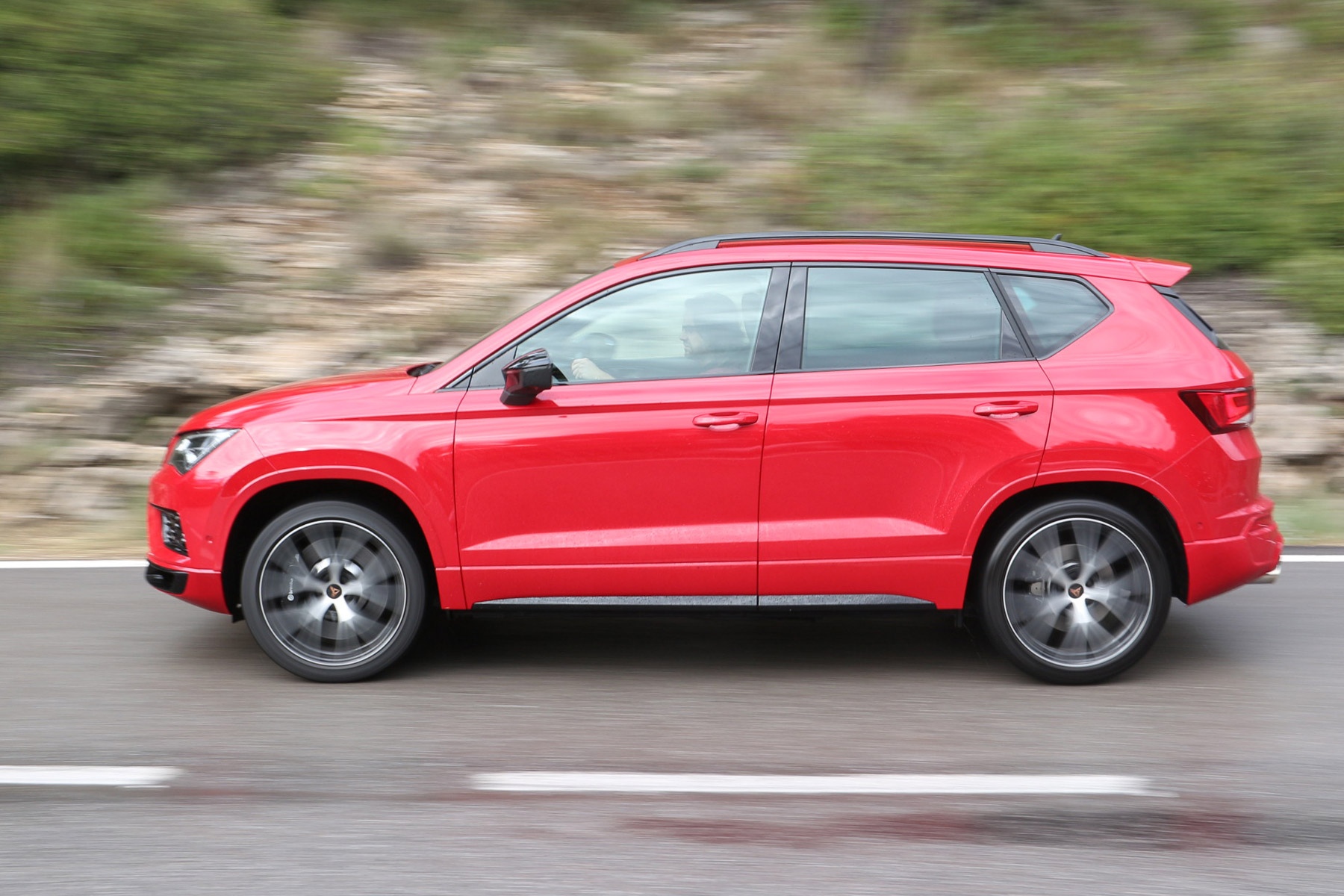 Porsche-szinten gyorsul a Cupra Ateca