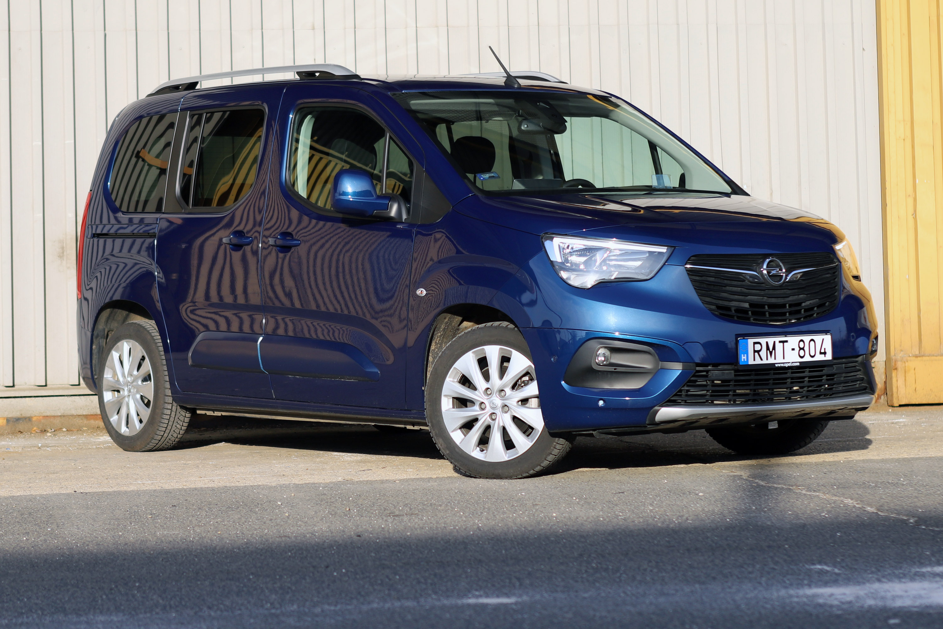 Öt üléssel is jó bármire - Opel Combo Life