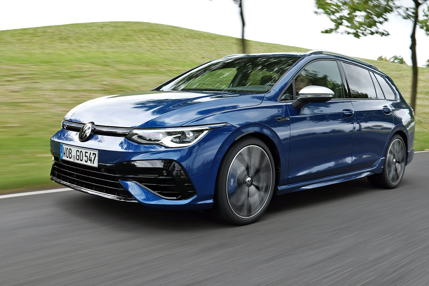 Megvadult a családi kedvenc - VW Golf R Variant 2021