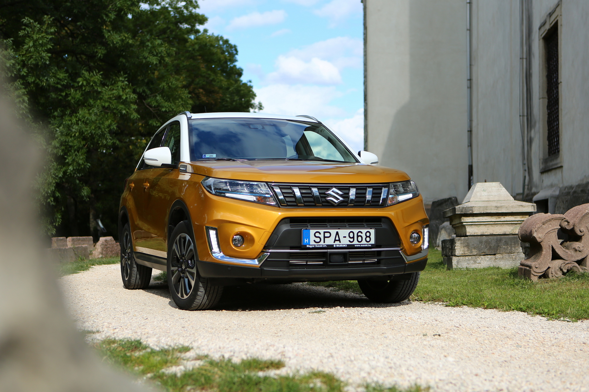 Megoldás minden szükségre? – Suzuki Vitara Hybrid