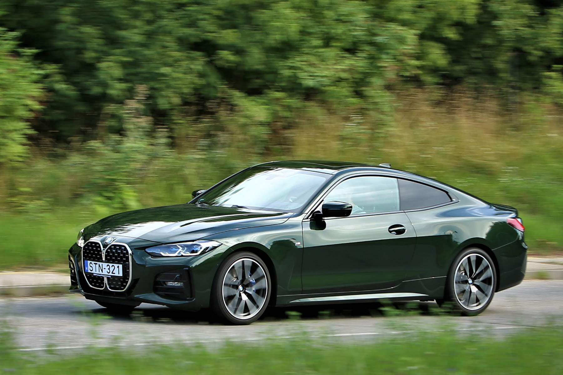 BMW 430d - Pezsgő, minden reggel