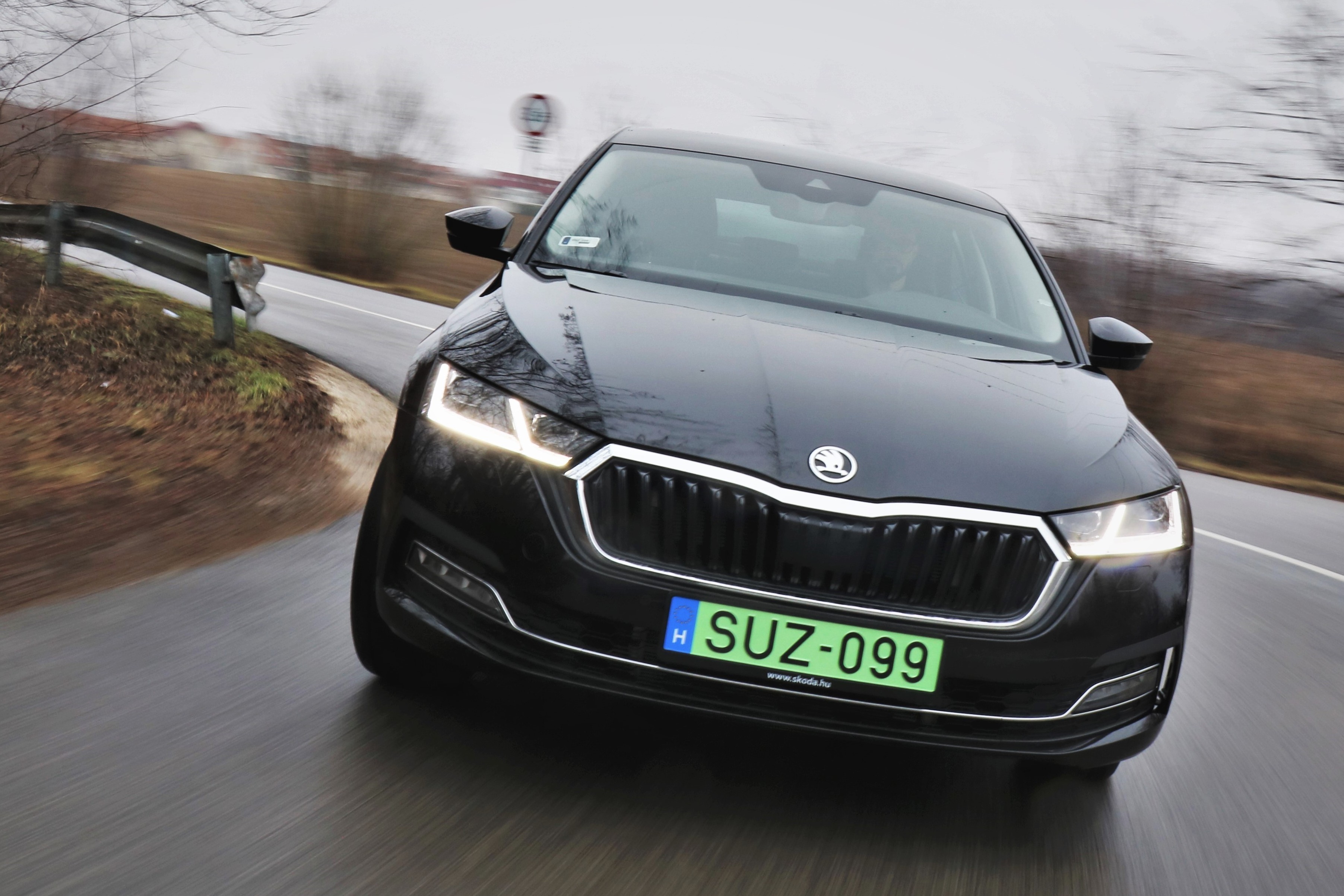 Szerencsés flottás – Töltéssel jobban jár a Skoda Octavia iV