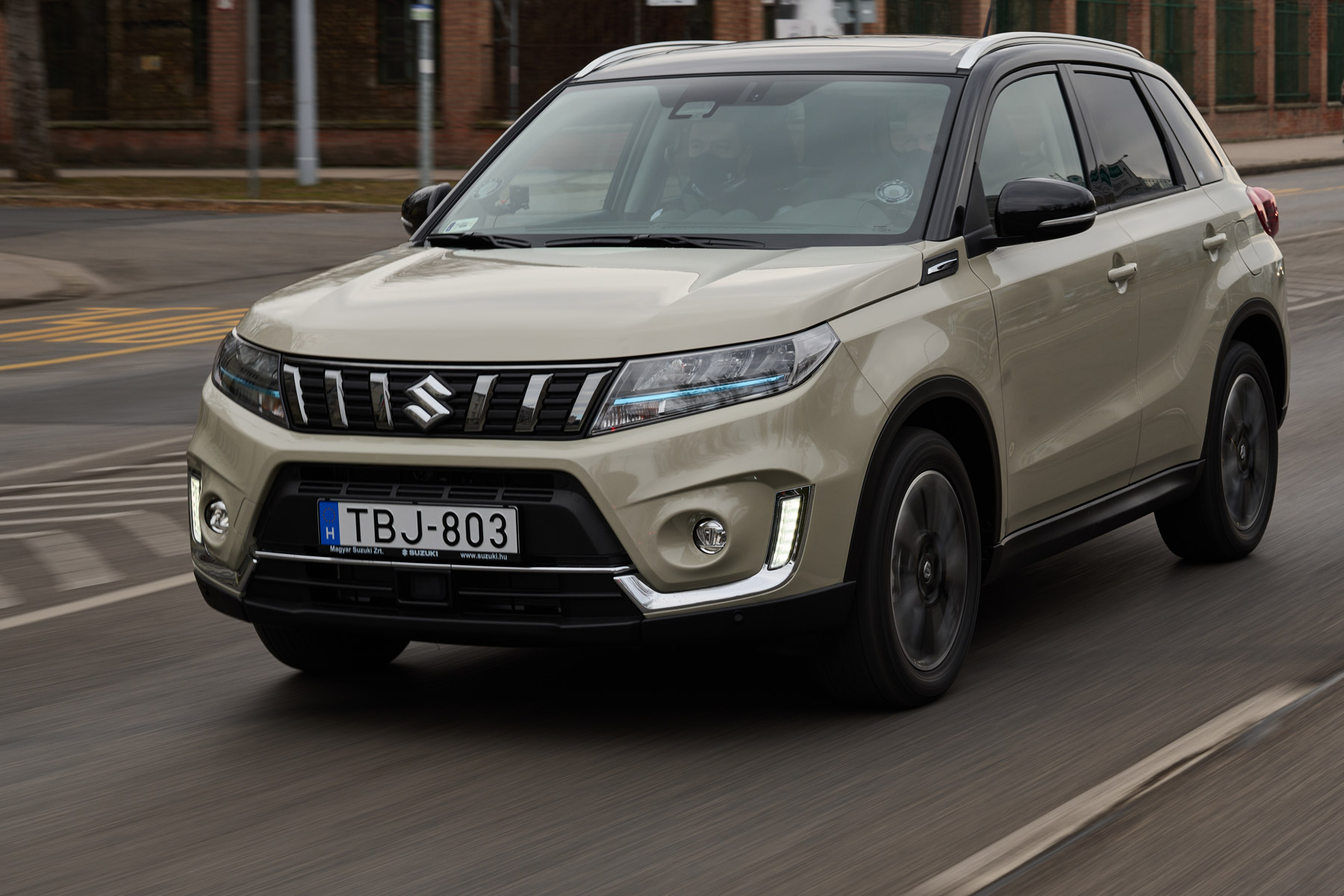 Kipróbáltuk az új hibrid Suzukit