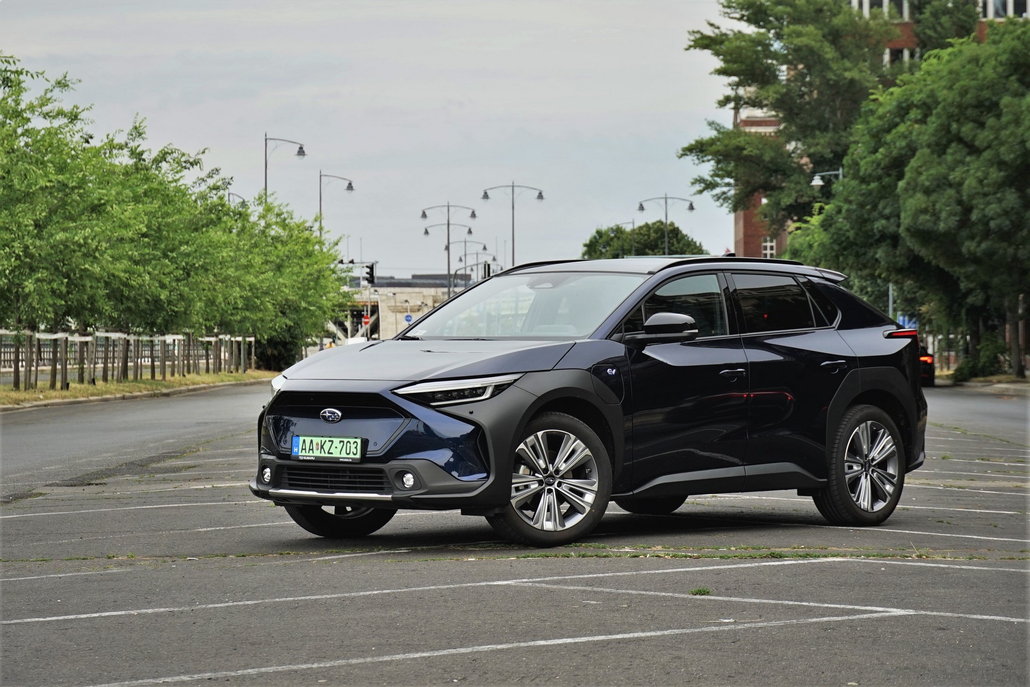 Bubunak vége, hangtalan a legújabb Subaru, a Solterra