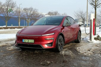 Megéri vánszorogni egy modern villanyautóval a kisebb fogyasztásért?