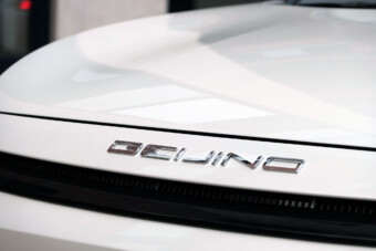 Újabb területen nyomták le a kínaiak az európai autóipart