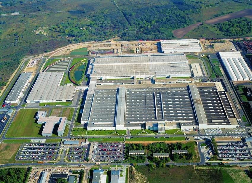 Nehezen hihető számokat produkál a magyar autóipar 11