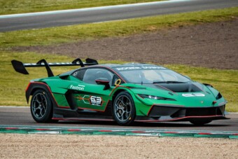 Ezzel a 100 milliós Lamborghinivel nem villoghatsz a Körúton