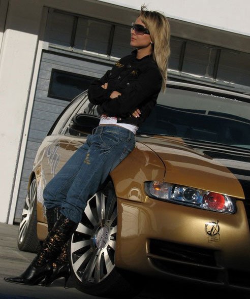 A tizennégy karátos autó 10