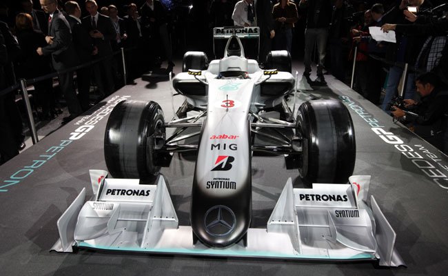 Bemutatták a Mercedes autóját 7