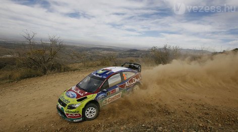 A világbajnok vezet Mexikóban 8