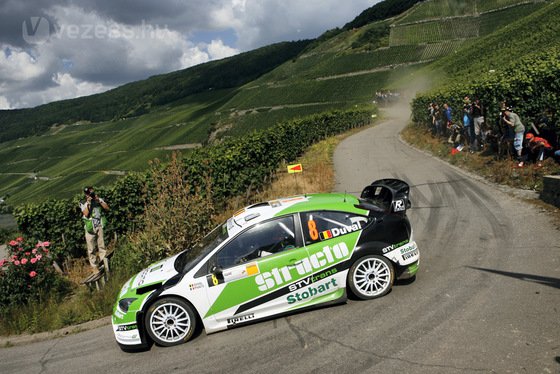 Régi emberrel készül a Ford 7