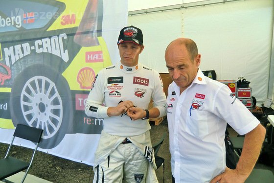 Beteg, privát Solberg veri a gyári ászokat 6