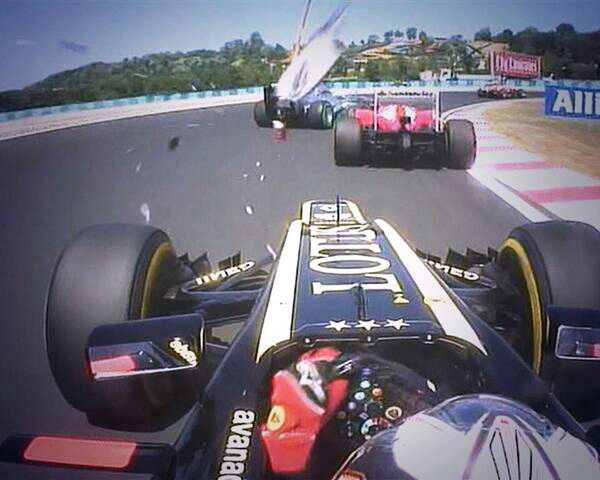 Kemény balesetet úszott meg Räikkönen 1 Kemény balesetet úszott meg Räikkönen 1