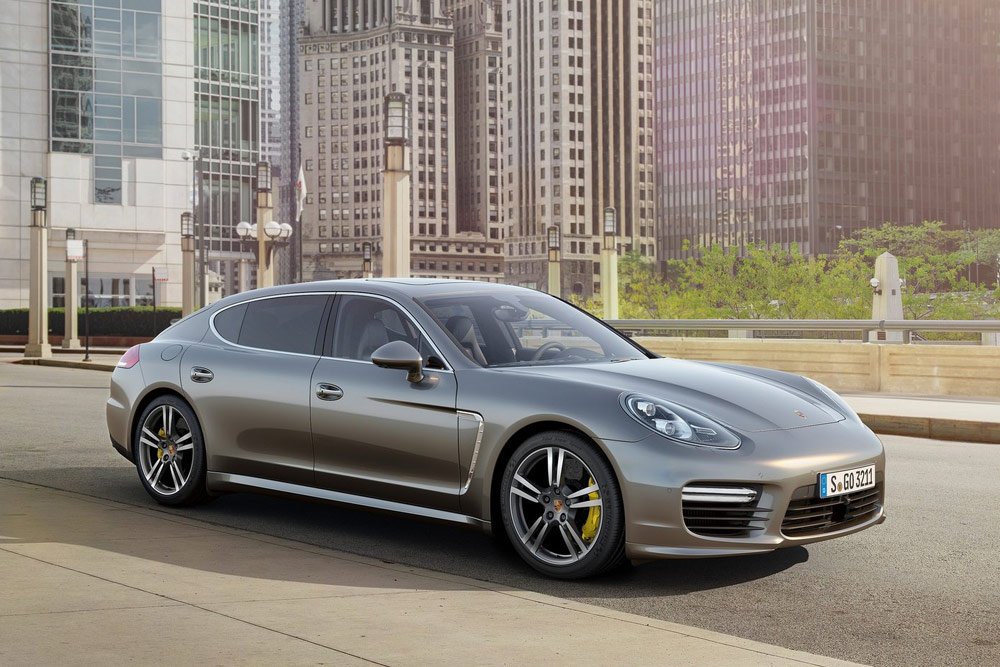 A nap képe: felborult egy Porsche az M5-ösön 4