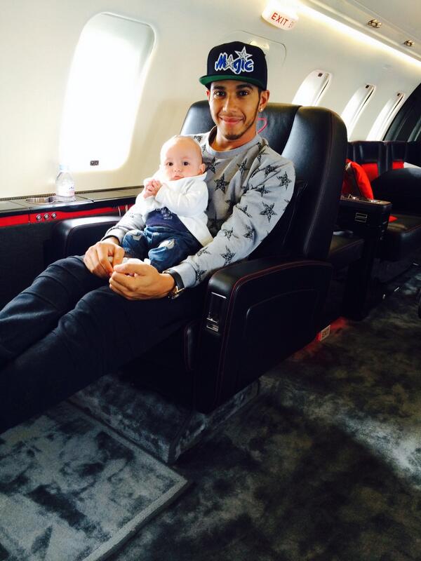 Így veri át a kutyáját Hamilton 2