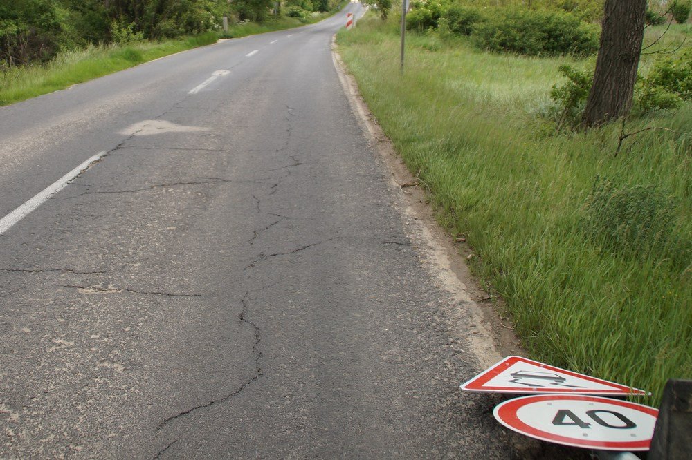 Mit teszel, ha felborult, értelmetlen táblát látsz? 2 Mit teszel, ha felborult, értelmetlen táblát látsz? 2