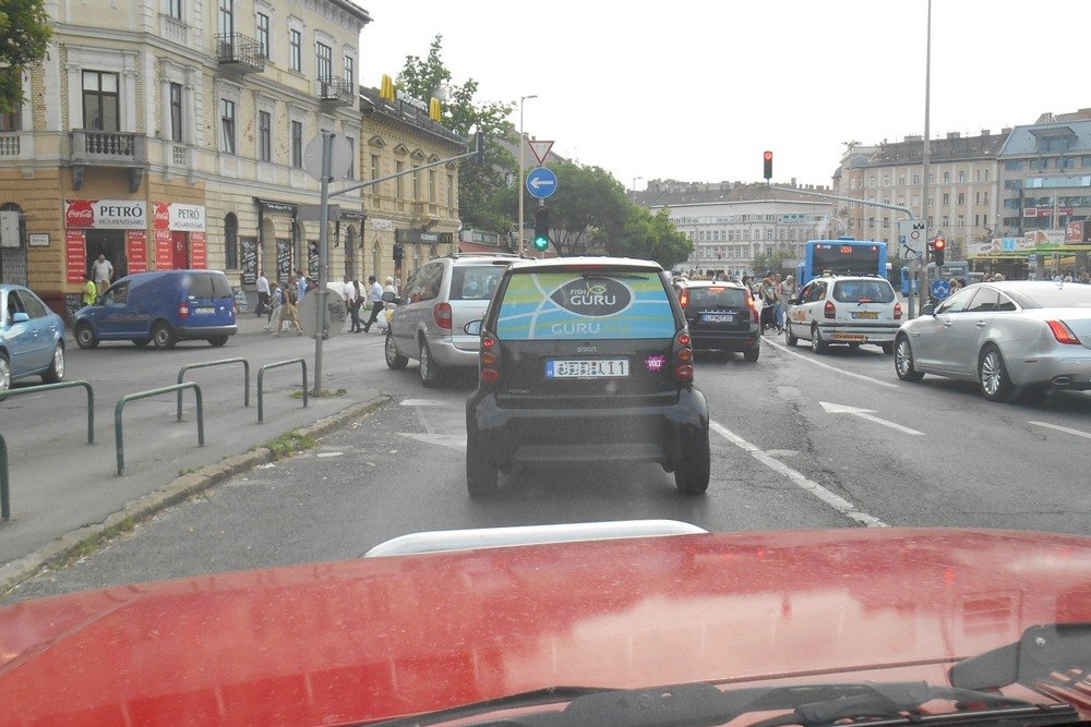 Jó ötlet a hátsó szélvédő bevonása reklámfóliával? 1