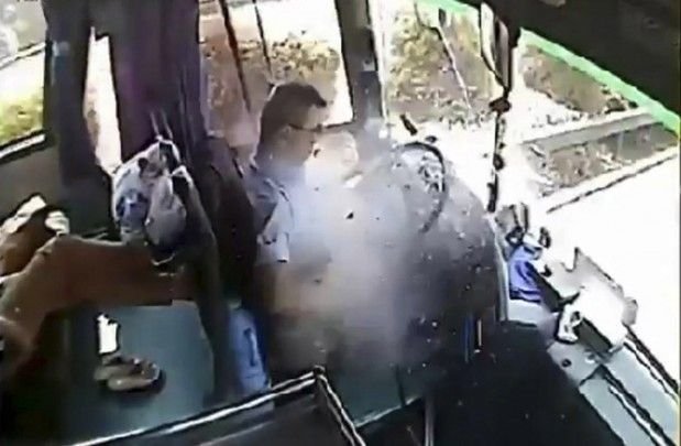 Saját busza ölte meg a sofőrt 4