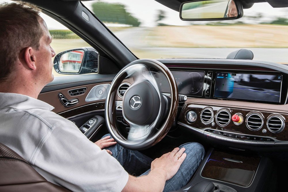 Jövőre vezető nélküli autók Európában 1 Jövőre vezető nélküli autók Európában 1