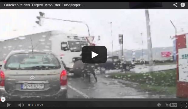 Kamion elé lépett a gyermekét elvesztő anya 1 Kamion elé lépett a gyermekét elvesztő anya 1