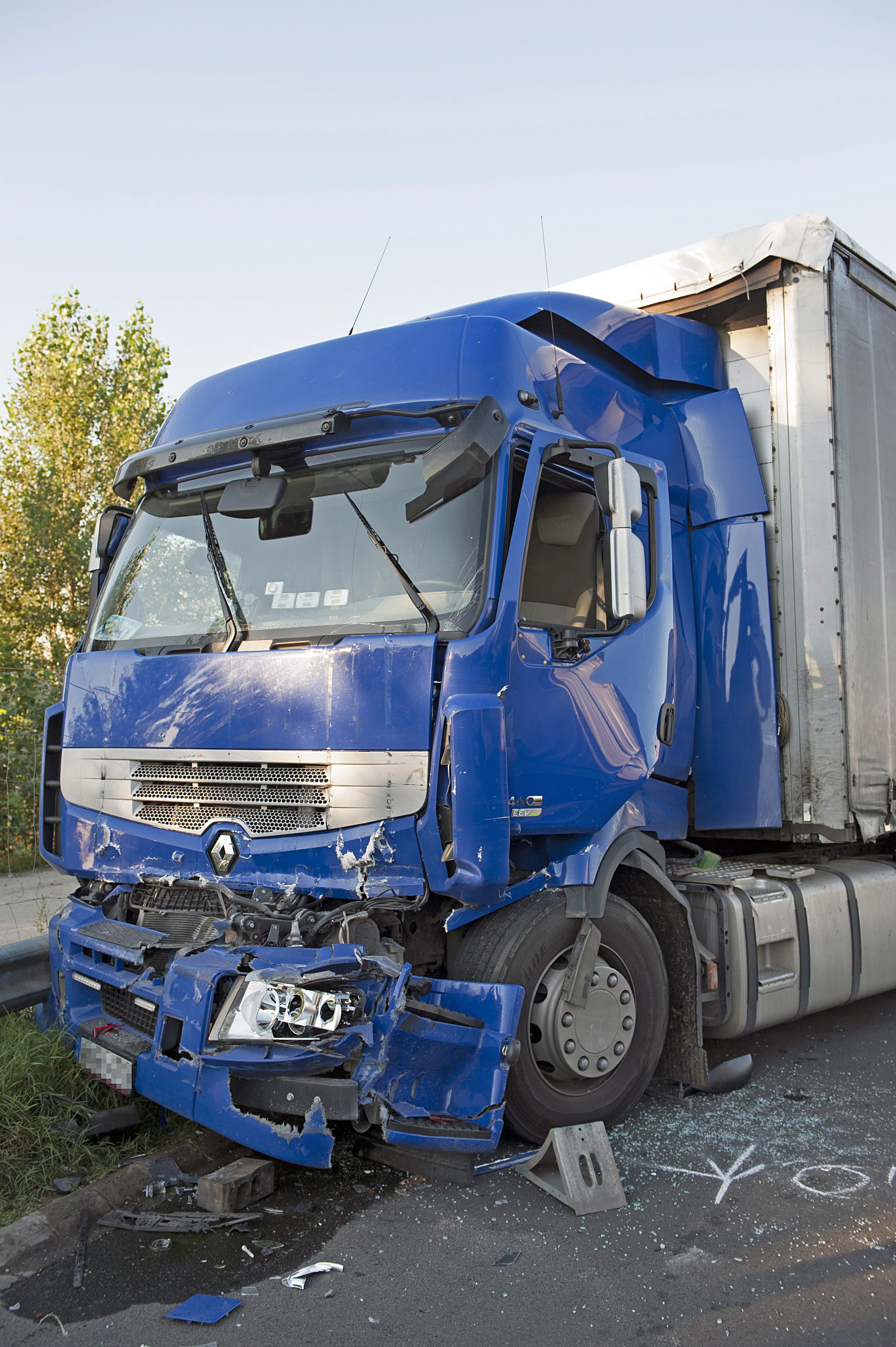 A nap képe – három kamion ütközött az M0-son 8 A nap képe – három kamion ütközött az M0-son 8