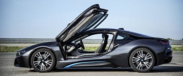 Megérkeztek az elektromos BMW-k Magyarországra 9