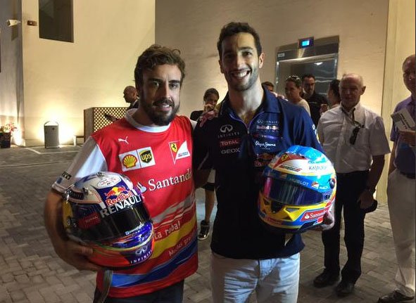 F1: Alonso sisakot, Grosjean kesztyűt gyűjt 5