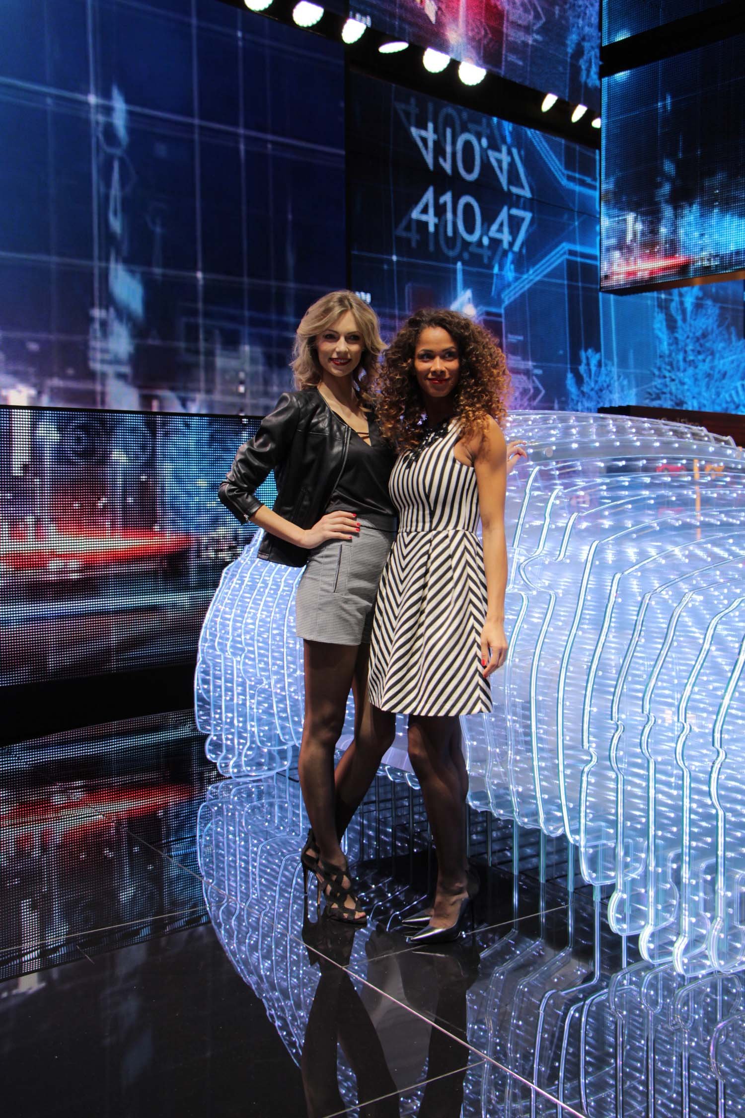 Csak csajok a Genfi Autószalonról 1 Csak csajok a Genfi Autószalonról 1