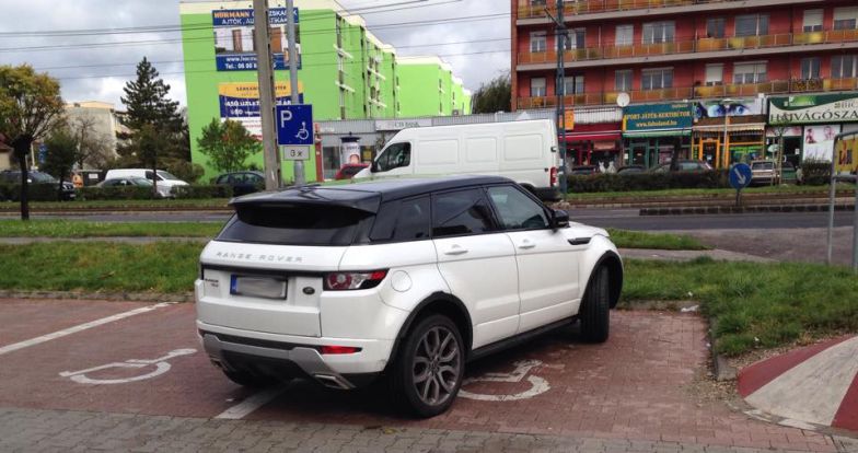 A nap képe – így járnak a magyar családok vásárolni 1 A nap képe – így járnak a magyar családok vásárolni 1