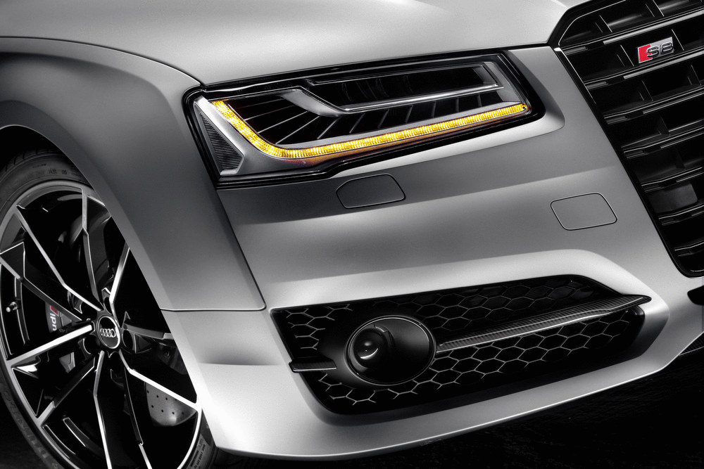 605 lóerős az Audi csúcsmodelljének csúcsmodellje 7