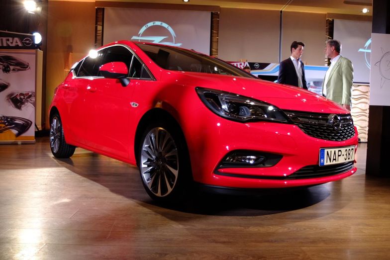 Az Opel megcsinálta az év reklámját 1 Az Opel megcsinálta az év reklámját 1