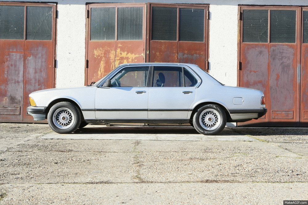 Exkluzív: a 7-es BMW összes generációja 1